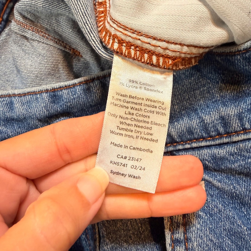 Talbots Straight Ankle Jeans Womens 10 Medium Wash Stretch Quiet Luxury Classic - Picture 9 of 9